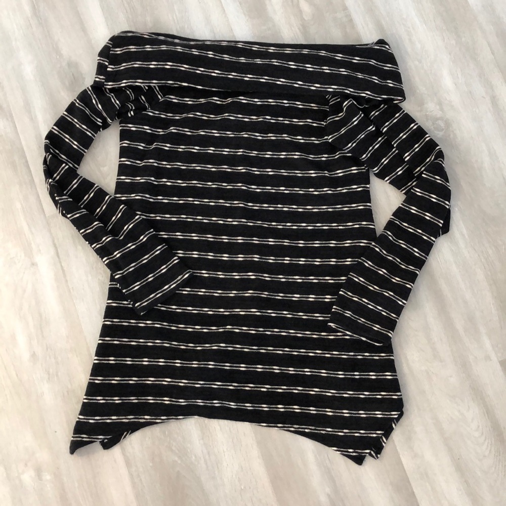 Off the shoulder shirt